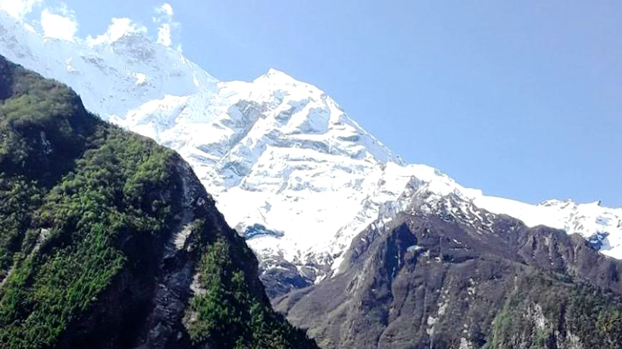 Tsum Valley Manaslu Larkya Pass Trek - 20 Days