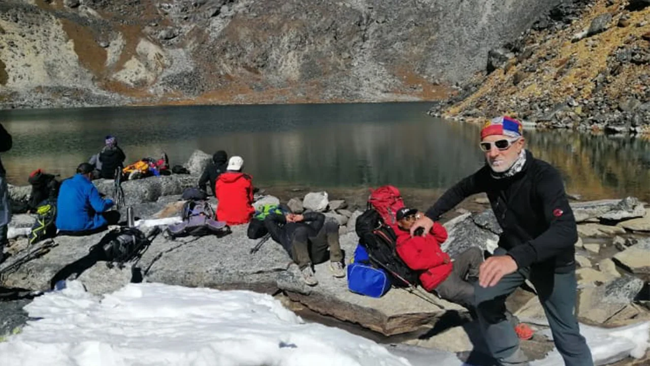 Everest Three High Passes Trek – 20 Days